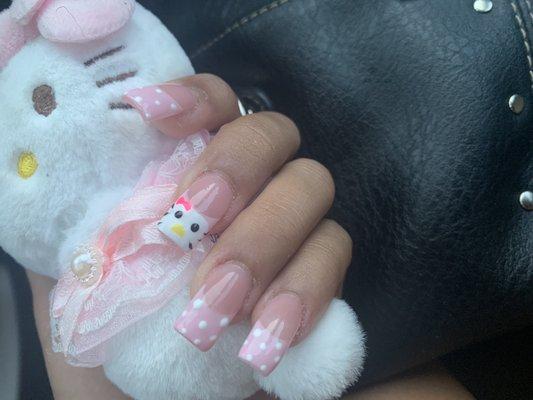 hello kitty nails