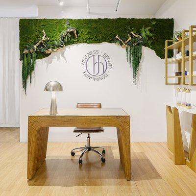 Yoshieyelash has expanded into a Beauty & Wellness Salon as "JEWELL HOUSE" 
 
 Come see our new space and experience what more we offer now.