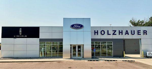 Holzhauer Ford Storm Lake  Service