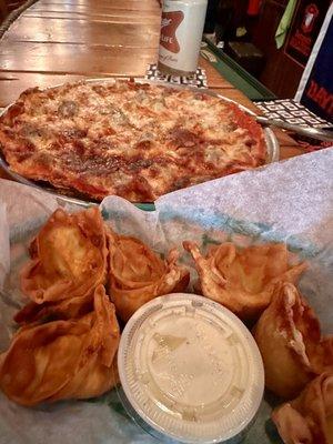 Buffalo wonton; pizza