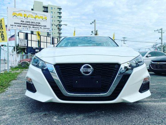 2020 Nissan Altima