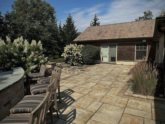 Unilock pavers inspired by natural stone. This picture was taken over 10 years after installation.