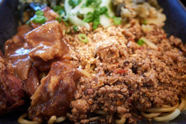 Mixed noodle (Scallion minced pork mixed noodle add beef brisket and tendon)