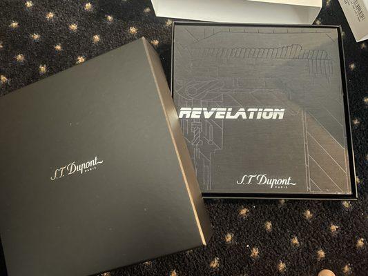 S.T. Dupont Revelation lighter box, and box cover.