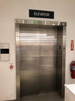 H&M Easton Town Center Elevator