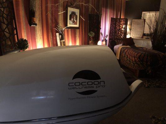 Georgia's only location with the full body detox CocoonWellness POD.