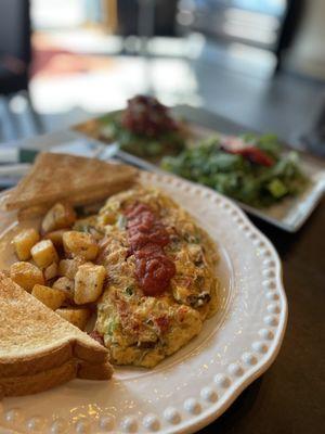 Avocado toast and Santa Fe omelette