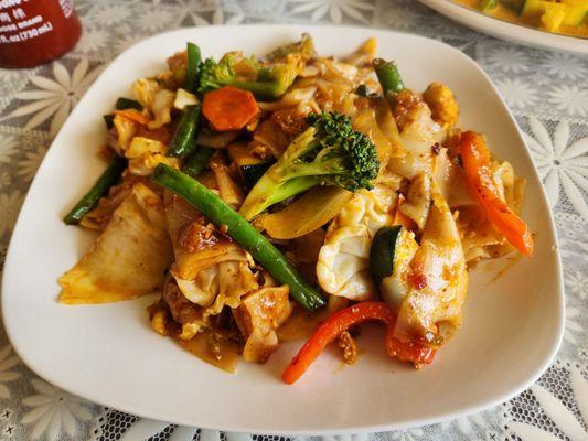 Vegetable Pad Kee Mao