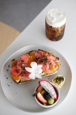 salmon toast & fruit cup