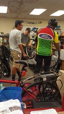 The staff at the bike center were so great. Ernest and Gabriel are really helpful!