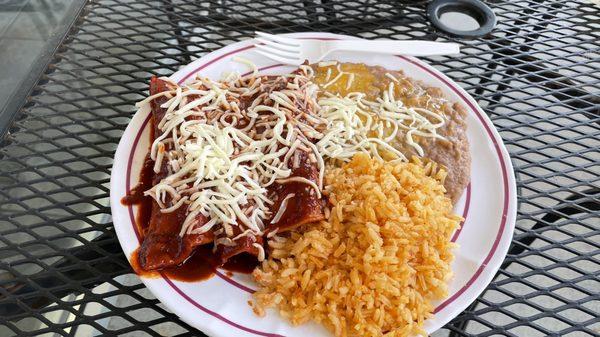 Beef enchilada platter