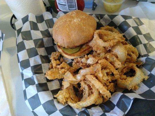 Cheeseburger with onion rings.