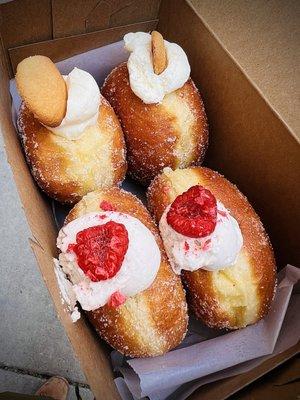 Vanilla and raspberry brioche donuts