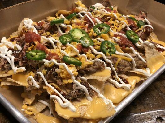 Bbq pork nachos