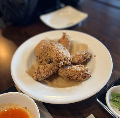 Fried chicken wings