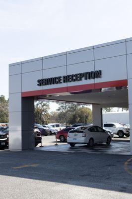 Our Service Center proudly services all makes and models!