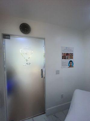 The Perfect Derma Peel Treatment Room