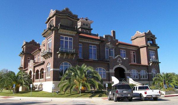 Atascosa County Courthouse