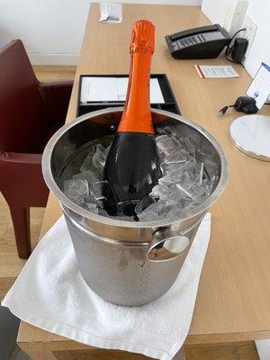 Prosecco on Ice