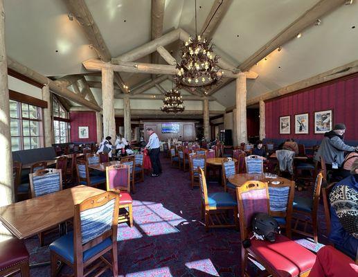 Interior of dining area at Carol's Lodge