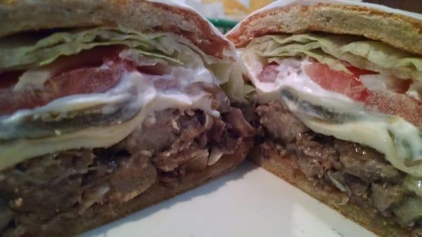 Torta Carnitas