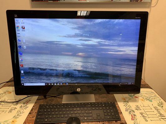 30" AIO HP Touchscreen