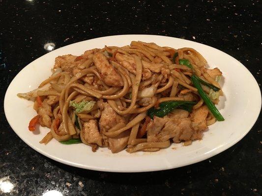 Chicken Lo Mein