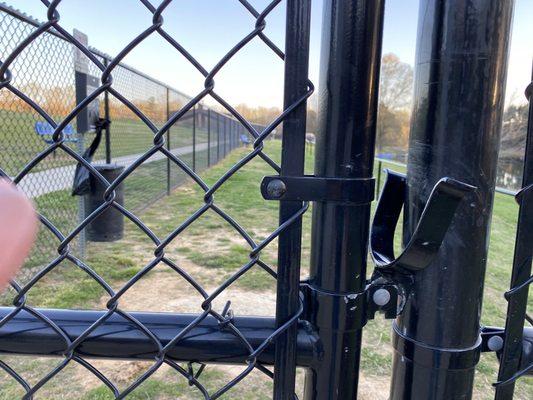 Other fence won't close to lock properly.