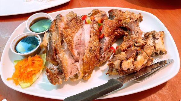 Max 's Crispy Pata