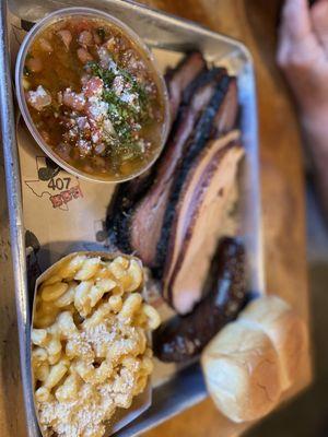 3meat platter with sliced turkey/ Brisket/ jalapeño sausage Mac&Cheese Ranchero beans