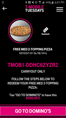 Getting my free pizza from T-mobile, thanks for the thanks T-mobile hehe!!