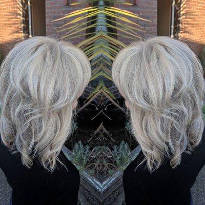 Blonde highlights with foils