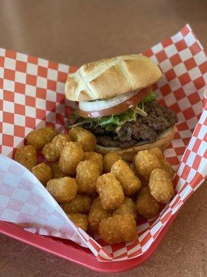 Hamburger with tater tots