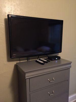 40" TV mount - Bronx, NY