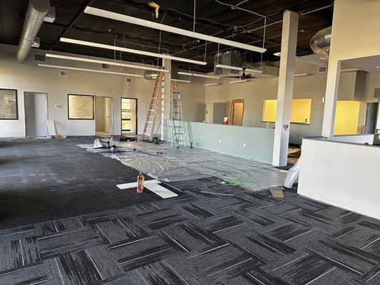 Queen Creek Physical Therapy Clinic Restoration 
New paint, new pony walls, new carpet tiles, new rubber tile, new light fixtures