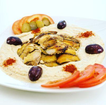 Hummus shawarma plate