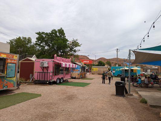 outdoor food truck food court