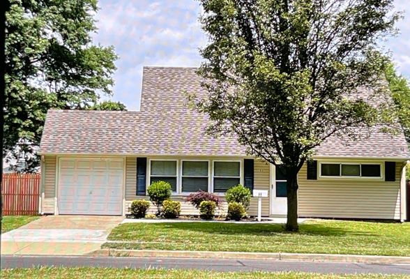 Levittown Roofs