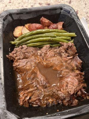 #41 brisket brow gravy potatoes green beans cooked