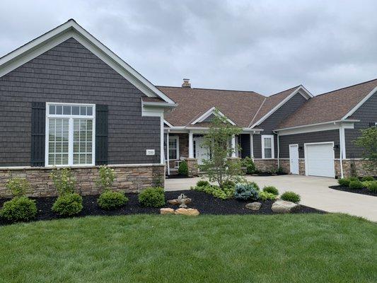 Vinyl sided home in Aurora that we refinished in 2019