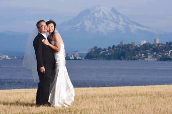 Scenic wedding portraits.