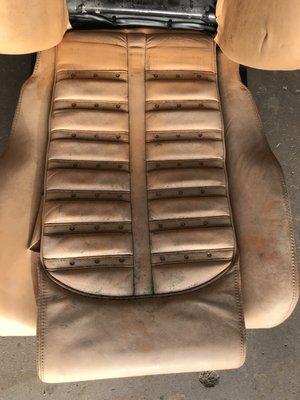 Ferrari 360 Daytona Flooded seats (Before)