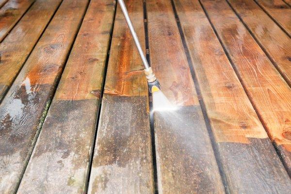 Deck & Fence Pressure wash