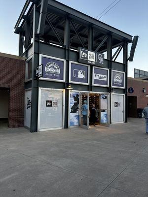 Colorado Rockies Dugout Stores