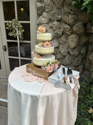 Wedding cake