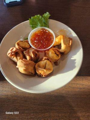 Buffalo chicken wonton