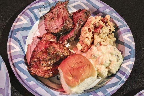 Tri tip, chicken, potato salad, mac n cheese and dinner roll