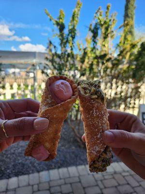 Pistachio and prickly pear cannolis