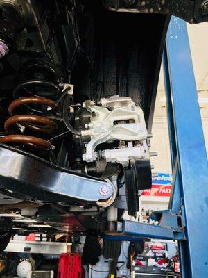 Suspension, steering and brake system experts