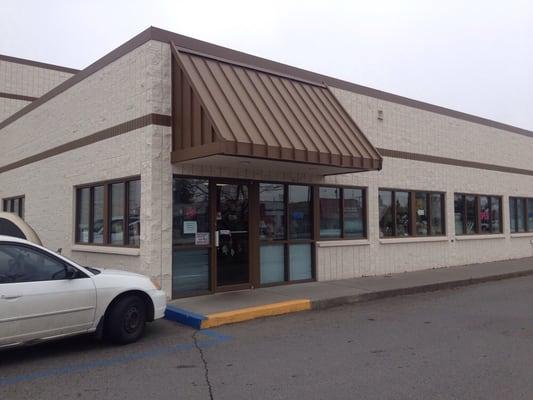 For some reason they have another entrance to another thrift shop in the same building... No connecting doors between the 2.